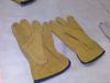 Stocklot Leather Gloves @ USD 0.54/-